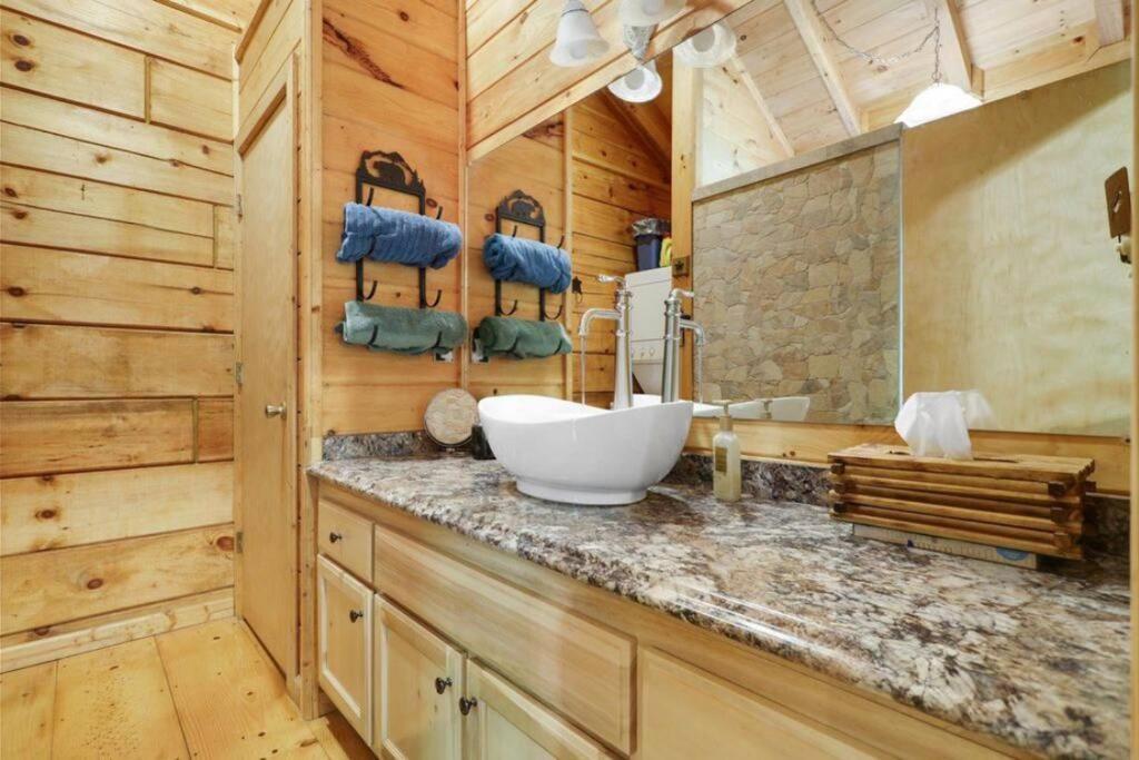 Open Studio Lodge At Little Rock Creek Cherry Log Экстерьер фото