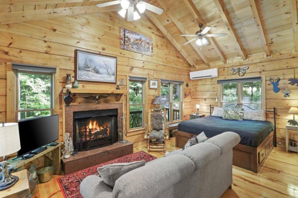 Open Studio Lodge At Little Rock Creek Cherry Log Экстерьер фото